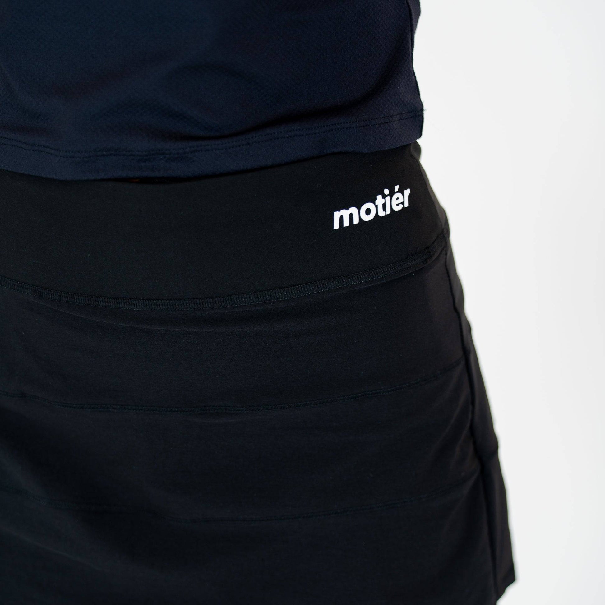 Serena Tennis Skirt (Black) - Motier Lafayette 