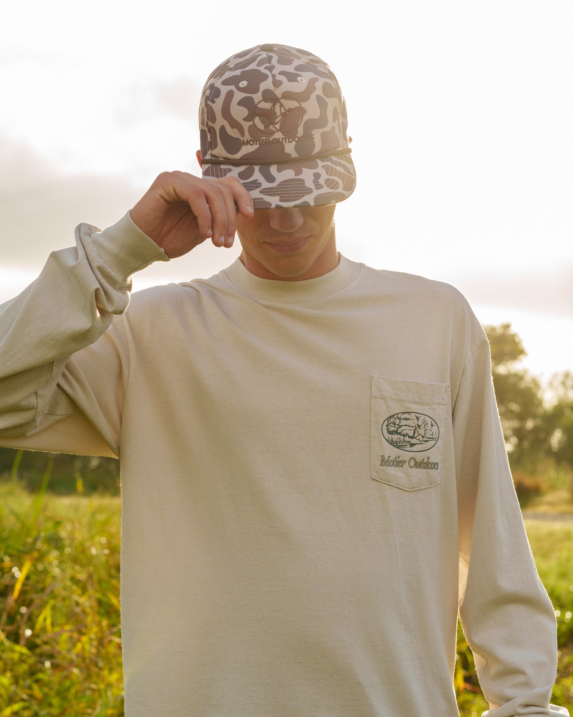 Outdoors Luxe L/S Pocket Tee (Brush) - Motier Lafayette 