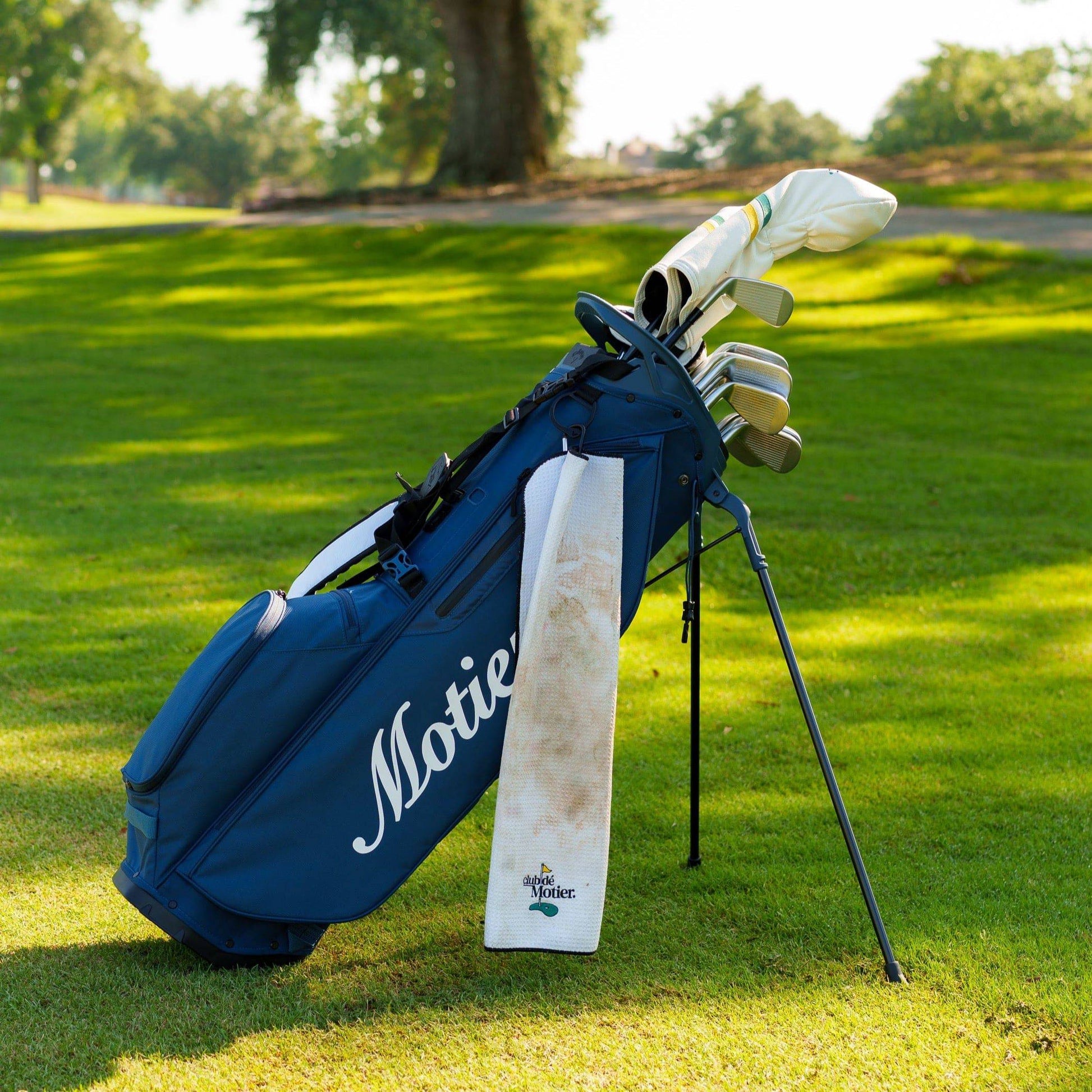 The Motier Fairway C Callaway Tour Golf Bag (Navy) - Motier Lafayette 