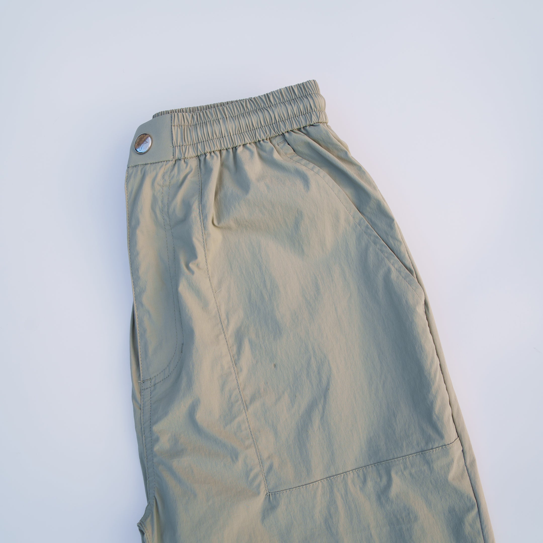 The Charles Tapered Pant (Greige) - Motier Lafayette 