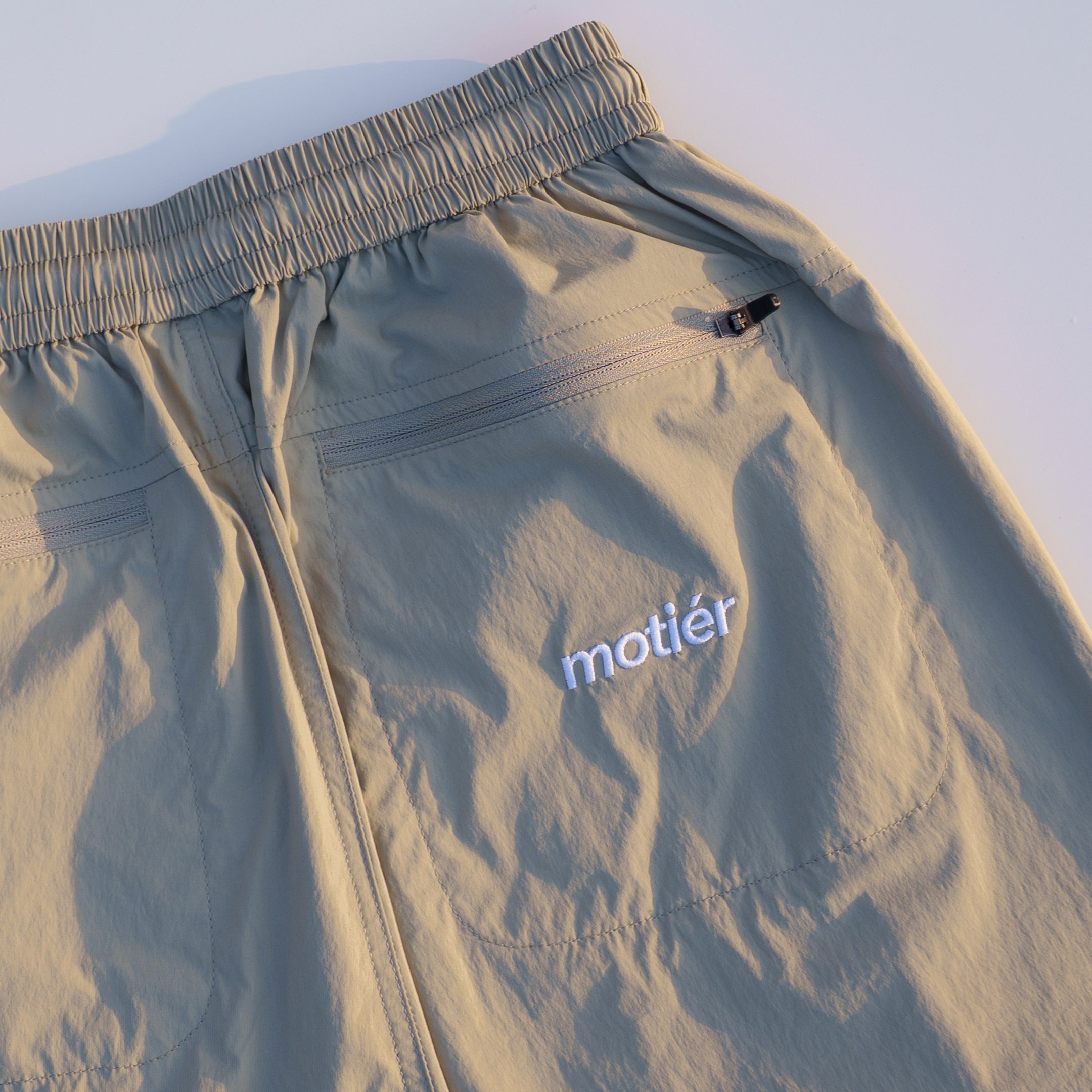 The Charles Tapered Pant (Greige) - Motier Lafayette 
