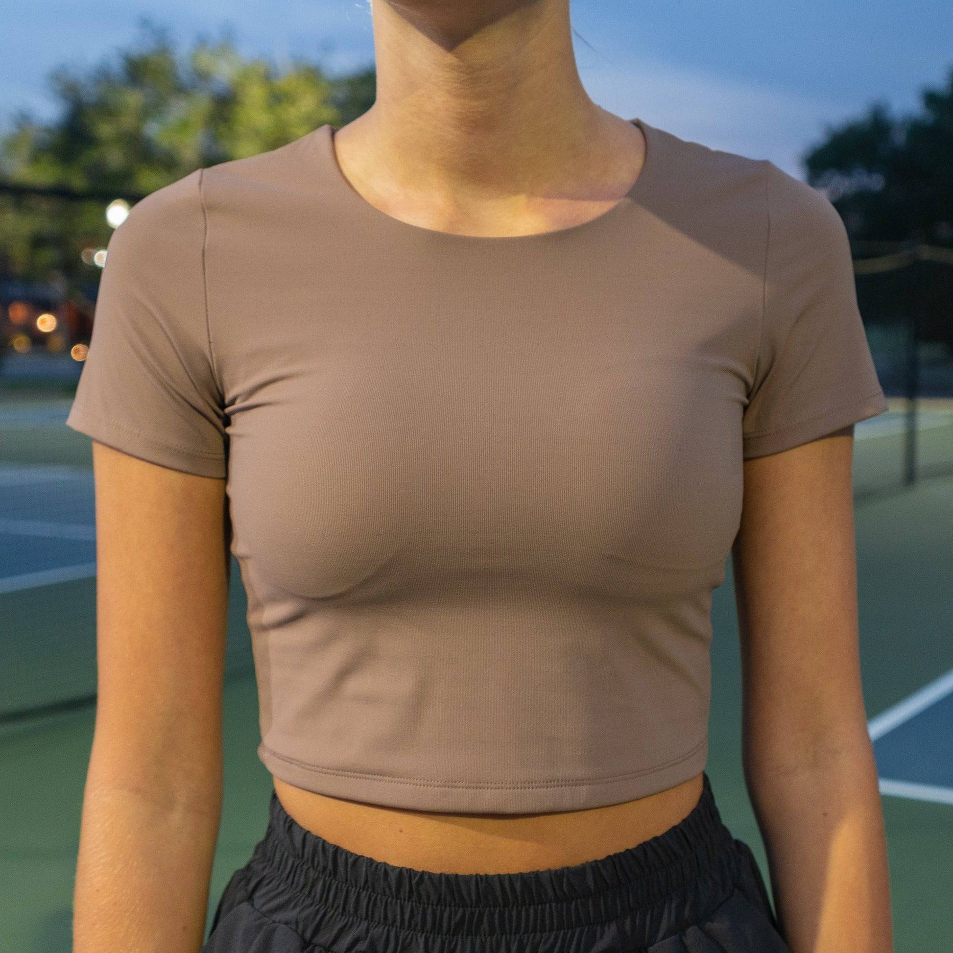 S/S Active Crop Tee (Taupe) - Motier Lafayette 