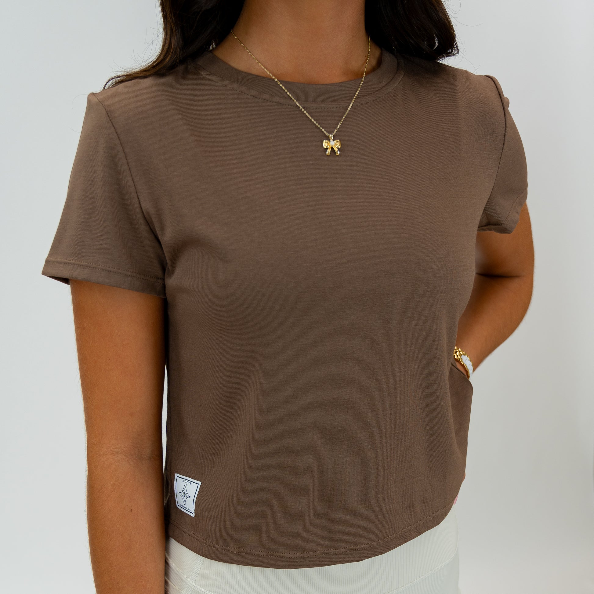 The Go-To Solid Yoga Top (Java) - Motier Lafayette 