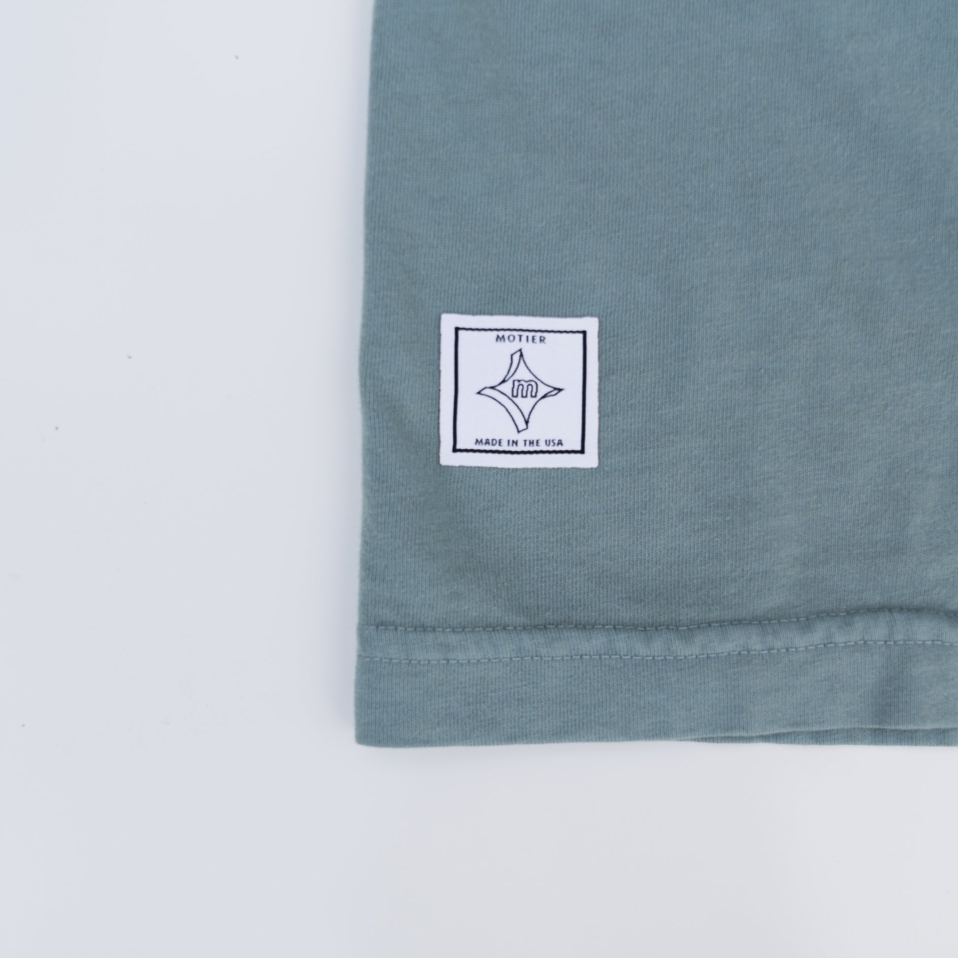 The Transit Luxe Tee (Stormy Sea) - Motier Lafayette 