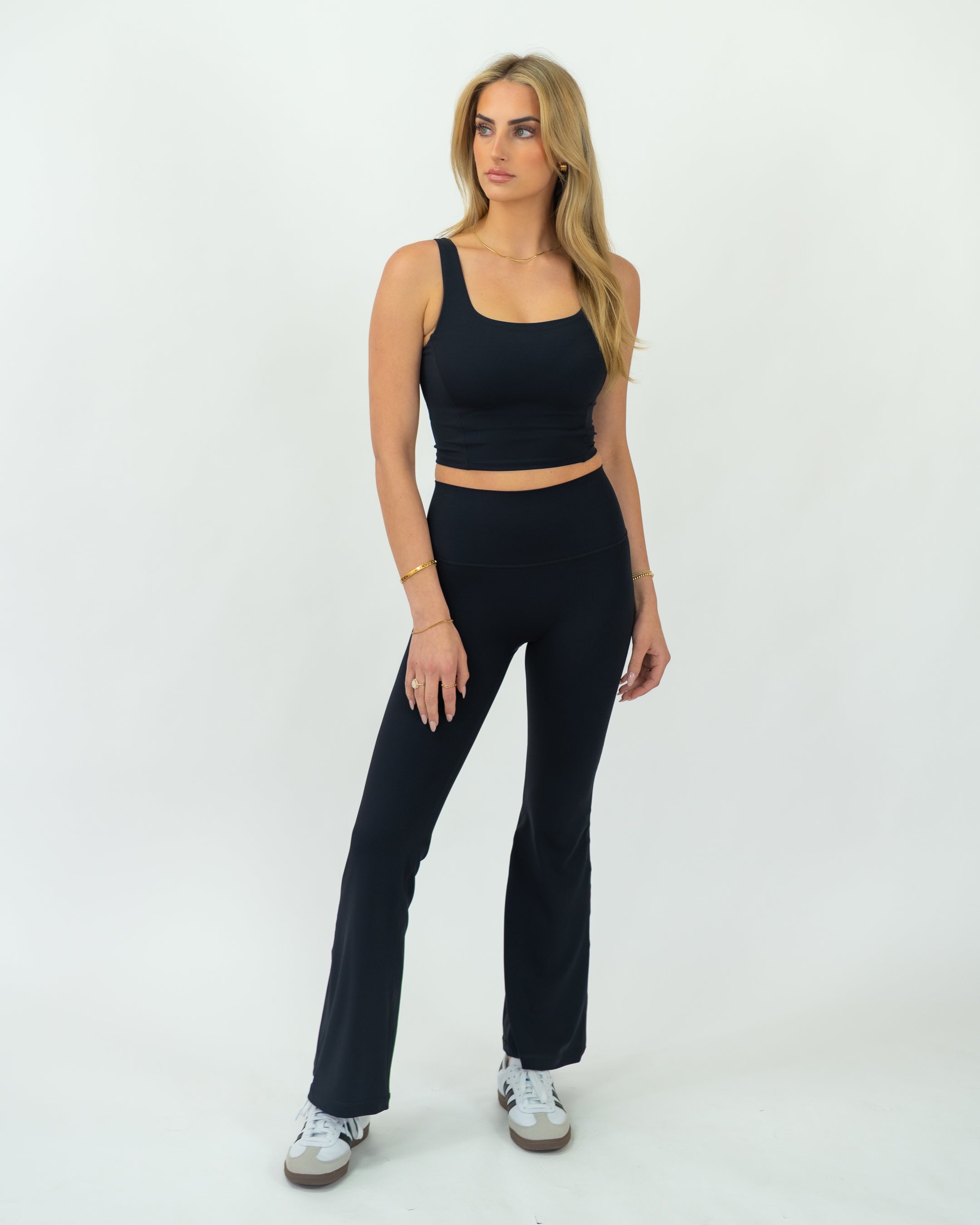 Amora High Waist Sculpting Flare Yoga Pants (Black) - Motier Lafayette 