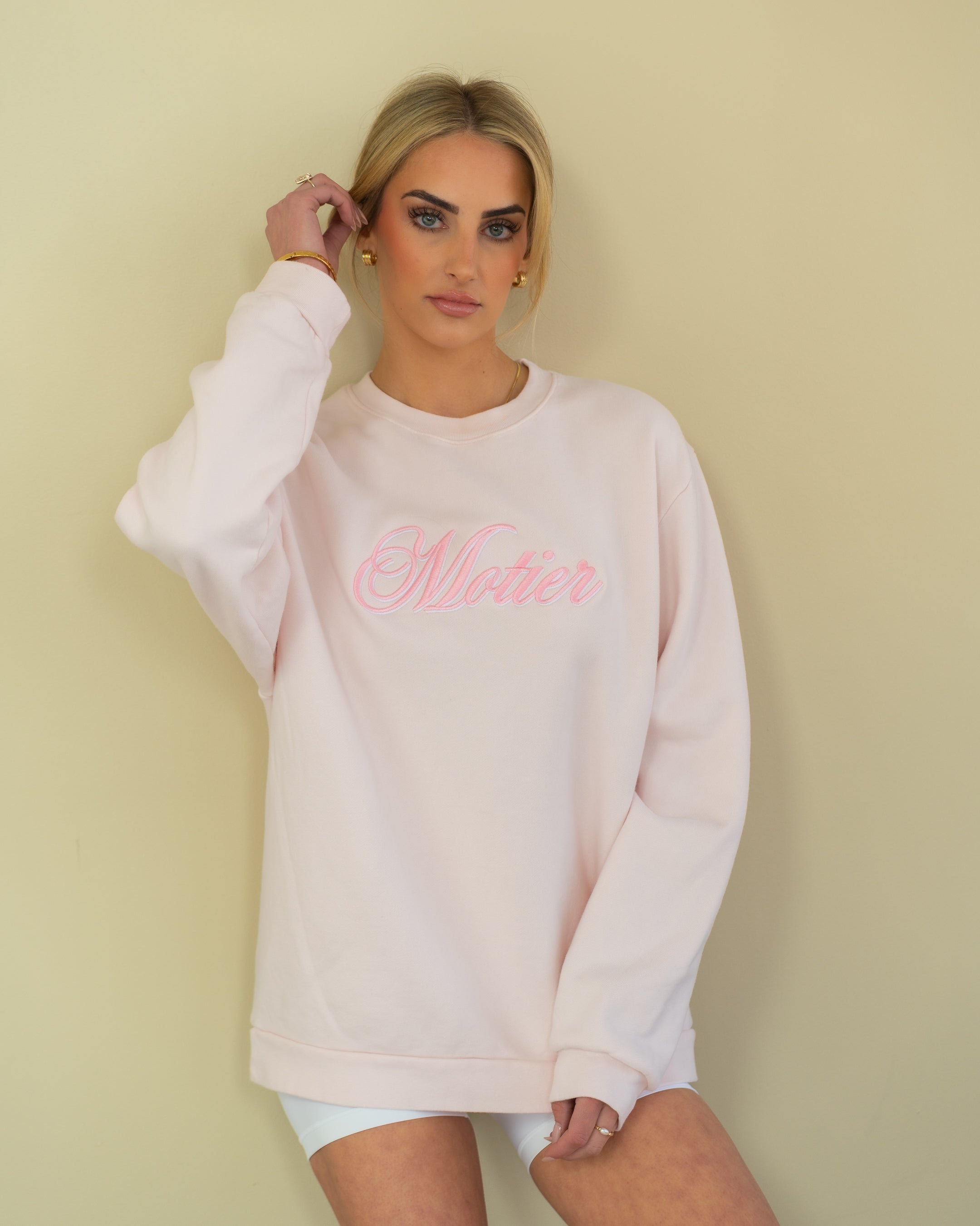 The Grand Script Embroidery Luxe Crewneck (Orchid Ice) - Motier Lafayette 