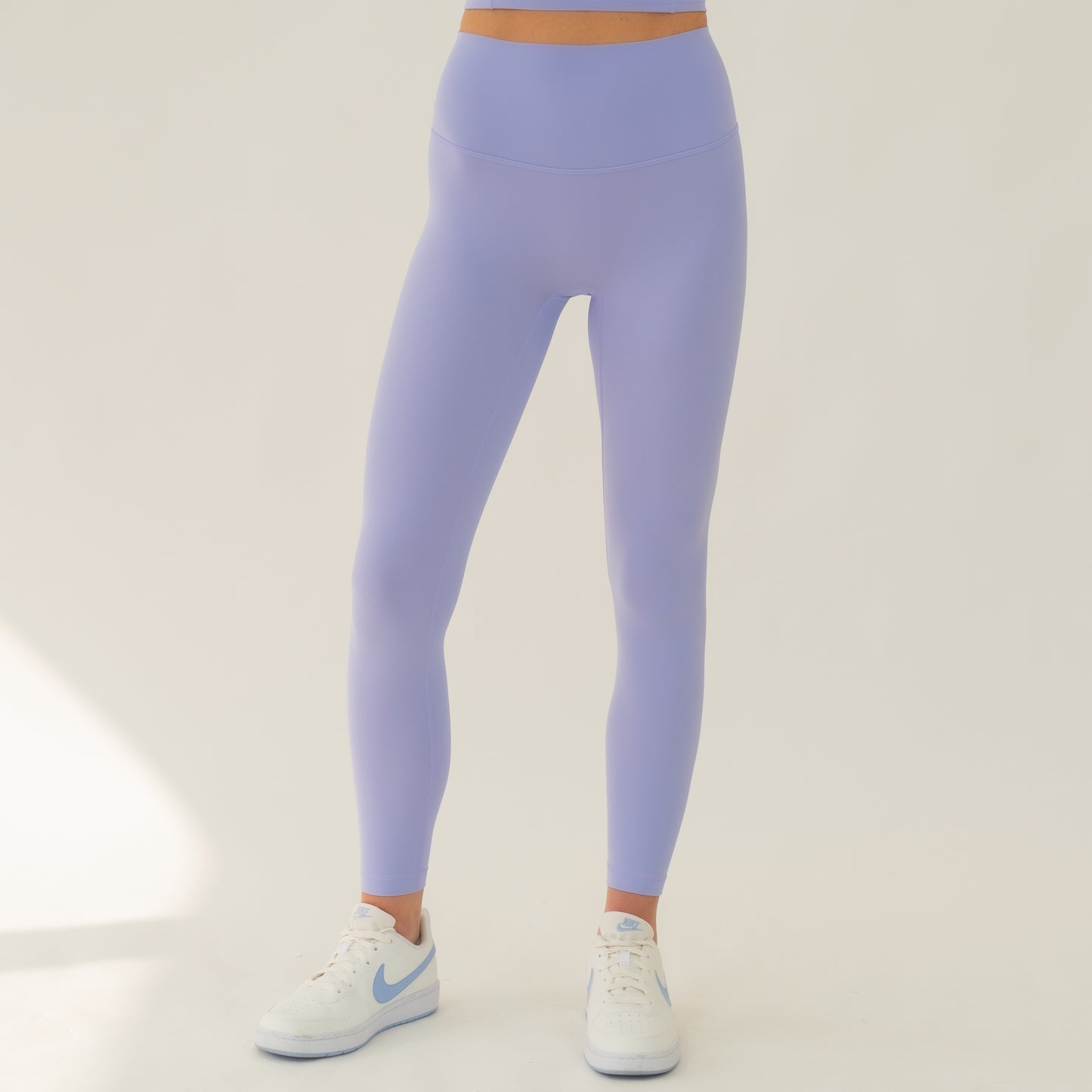 The Empower Highwaist Leggings (Lavender) - Motier Lafayette 