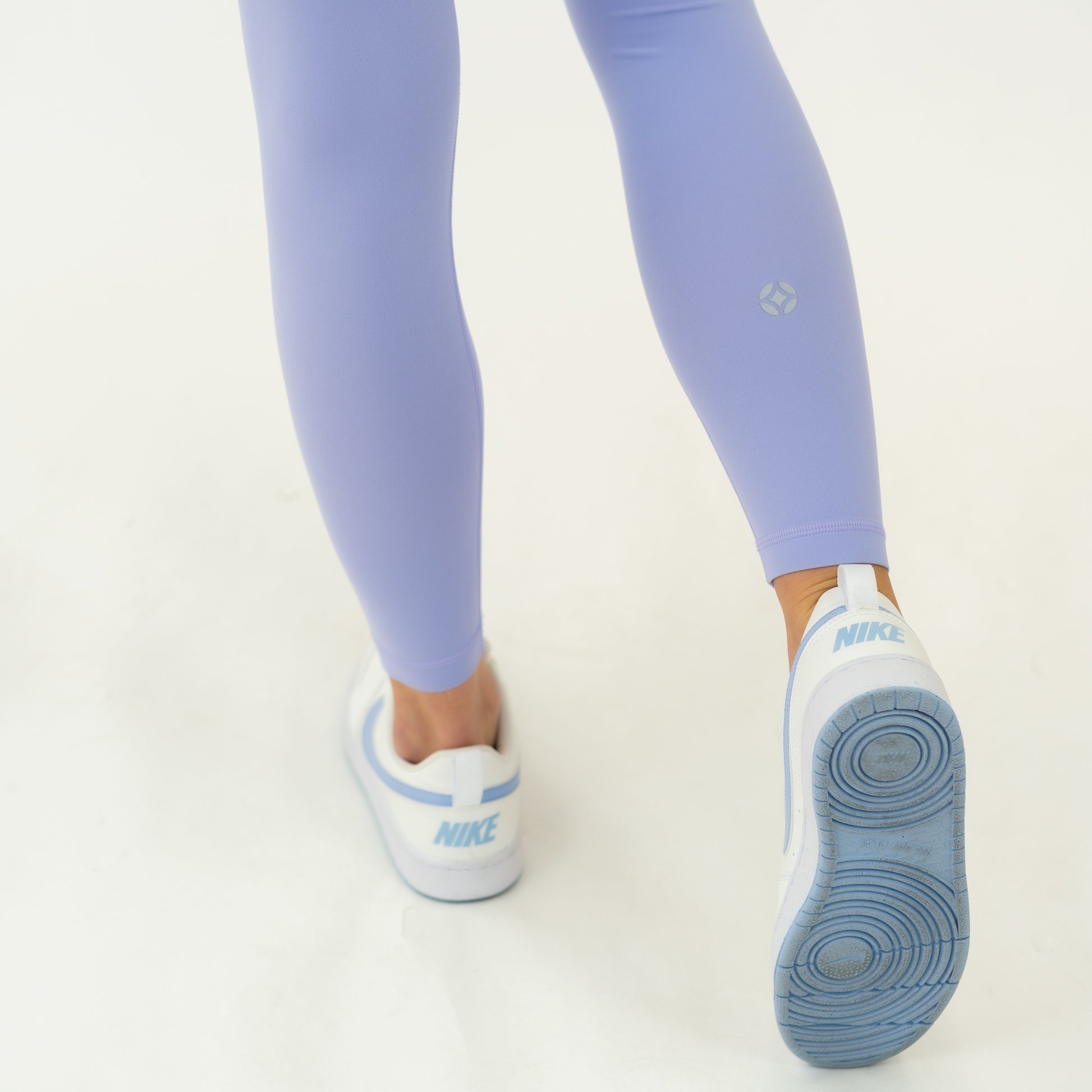 The Empower Highwaist Leggings (Lavender) - Motier Lafayette 