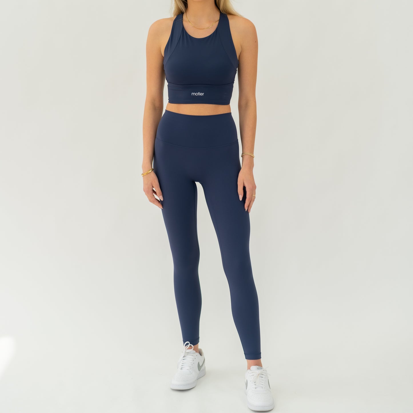 Vita Molded Cup Sports Bra (Navy) - Motier Lafayette 