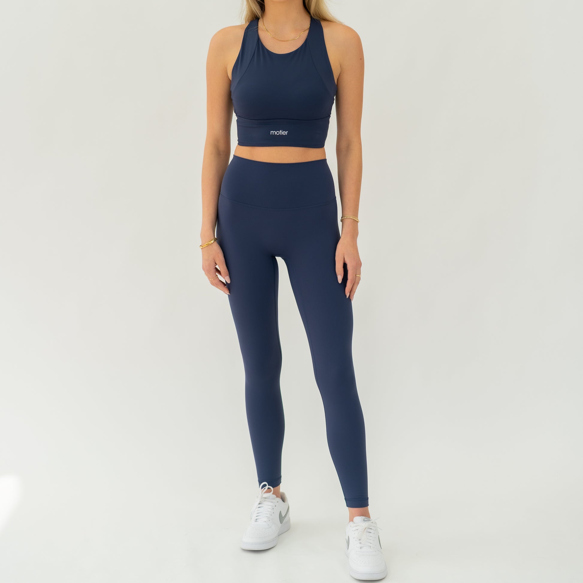 Vita Molded Cup Sports Bra (Navy) - Motier Lafayette 