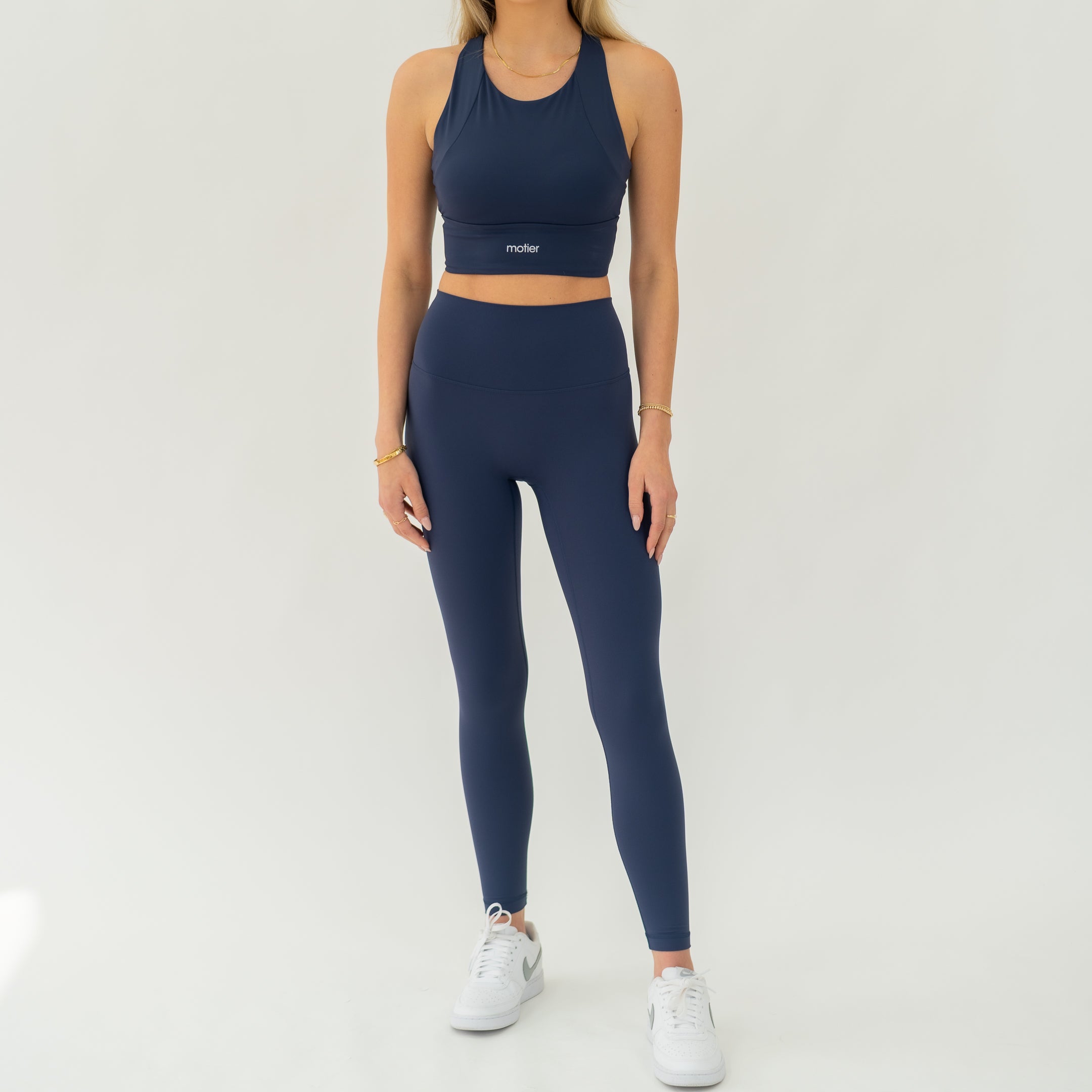 Vita Molded Cup Sports Bra (Navy) - Motier Lafayette 