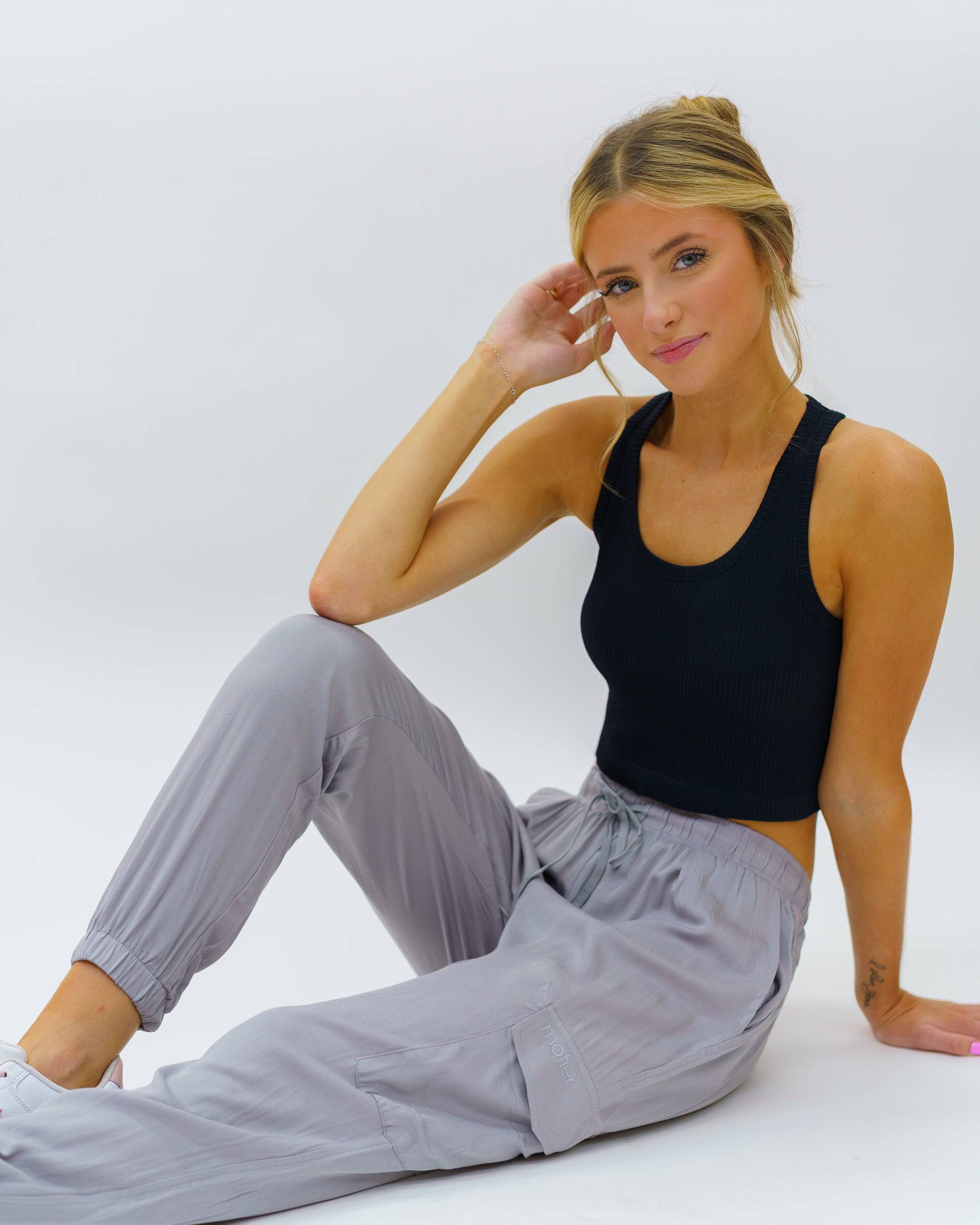 Woven Cargo Jogger Pant (Grey) - Motier Lafayette 