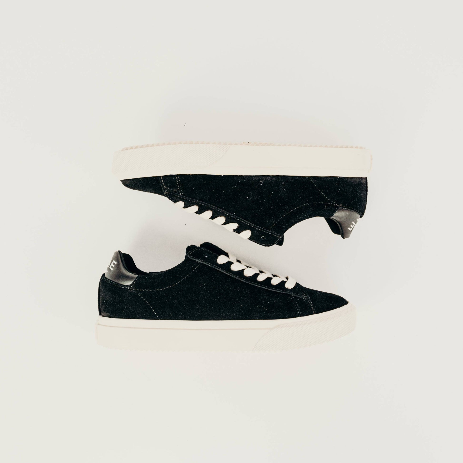 Clae Bradley Venice Suede (Black) - Motier Lafayette 