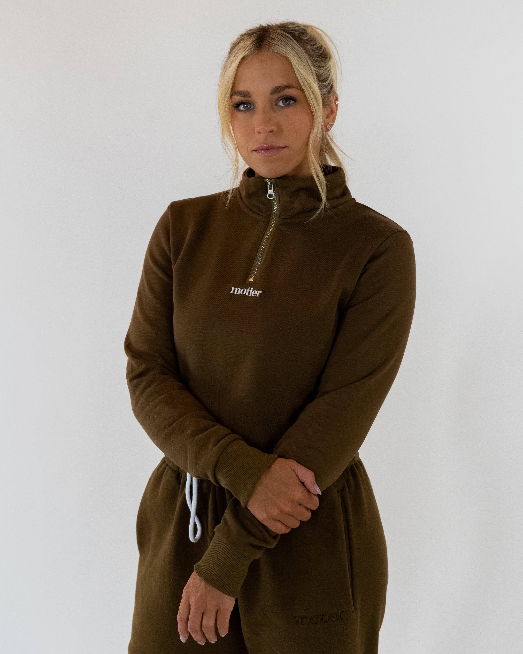 The Naomi Oversized Sweatpants (Brownstone) - Motier Lafayette 