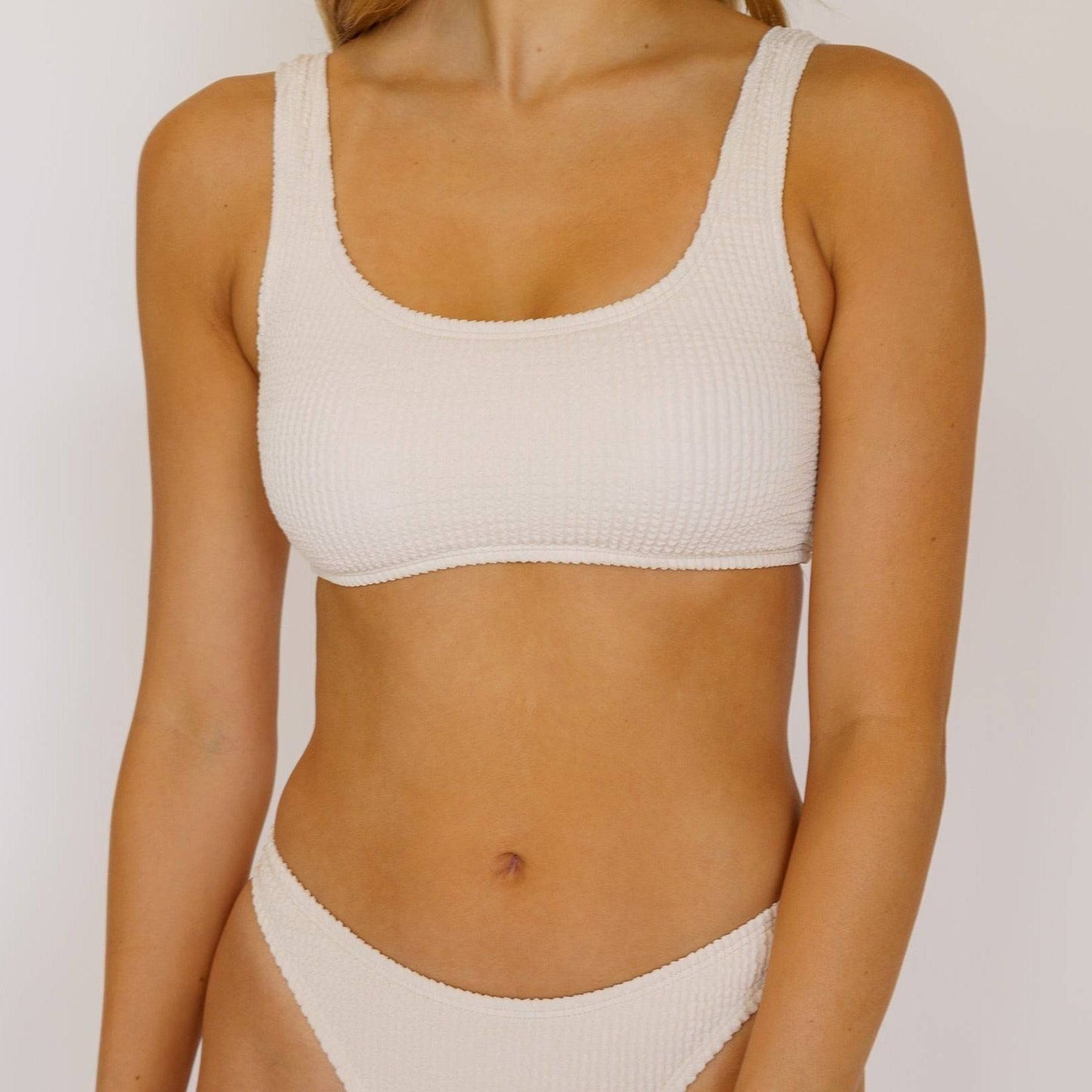 The Elizabeth Swimsuit Top (Sand) - Motier Lafayette 