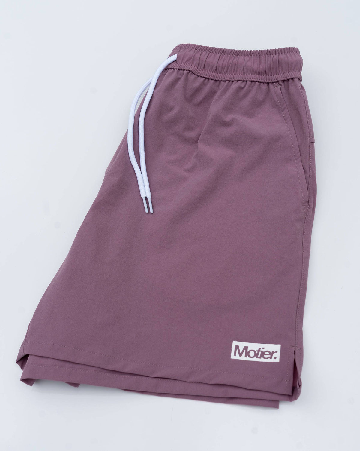 Motier Lafayette Lafitte Hybrid Shorts in Light Willow, showing lightweight fabric and relaxed fit for casual wear.