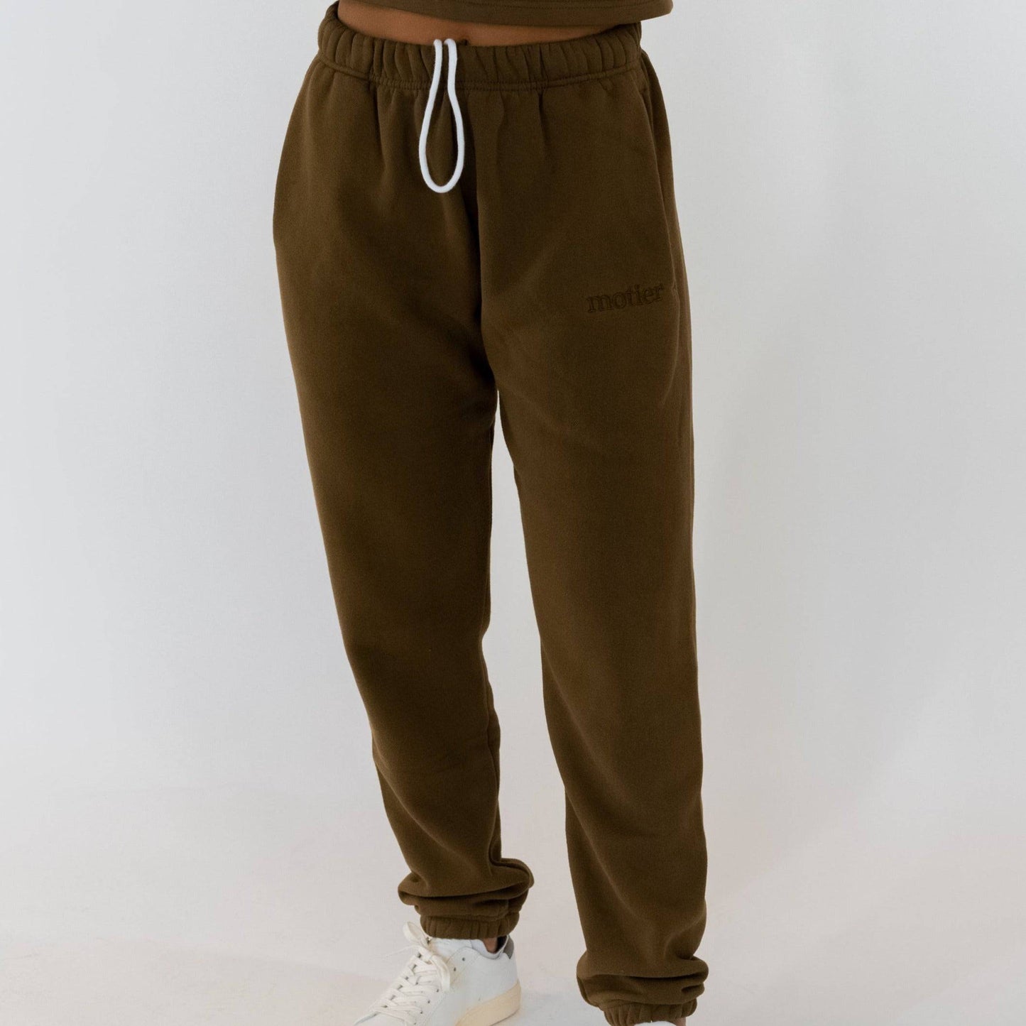 The Naomi Oversized Sweatpants (Brownstone)