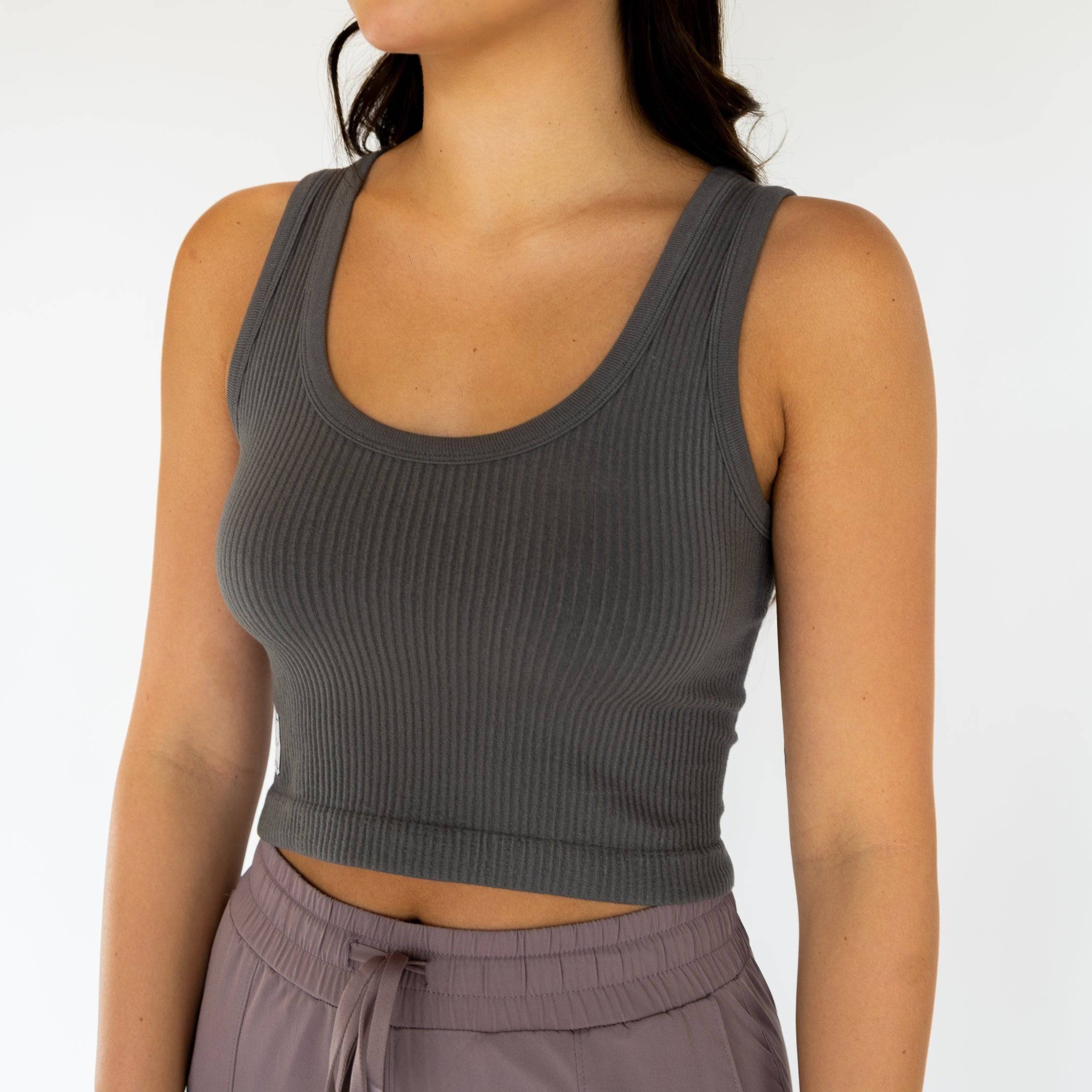 Motier Women Ribbed Scoop Neck Active Top (Olive) - Motier Lafayette 