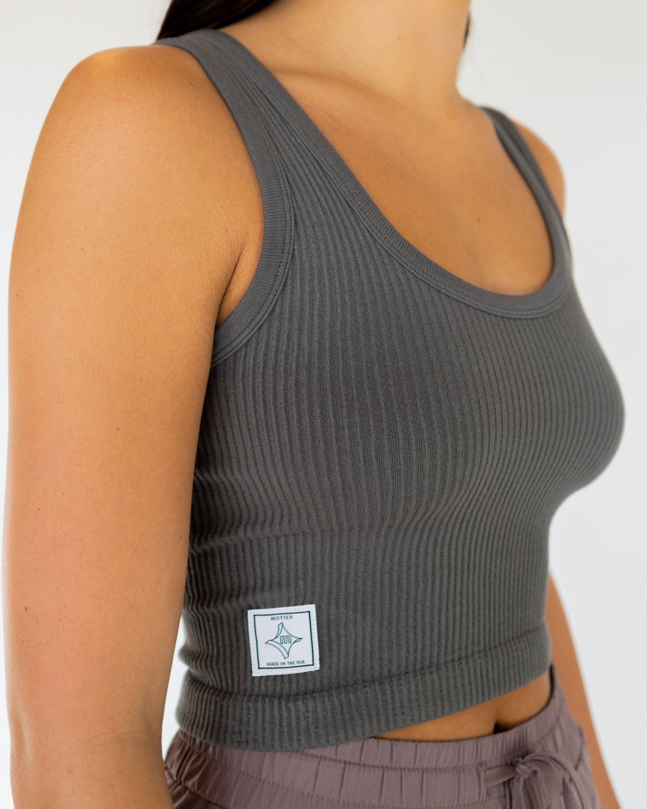Motier Women Ribbed Scoop Neck Active Top (Olive) - Motier Lafayette 