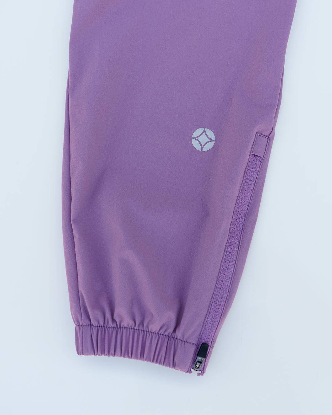 The James Traveler Pants (Plum) - Motier Lafayette 