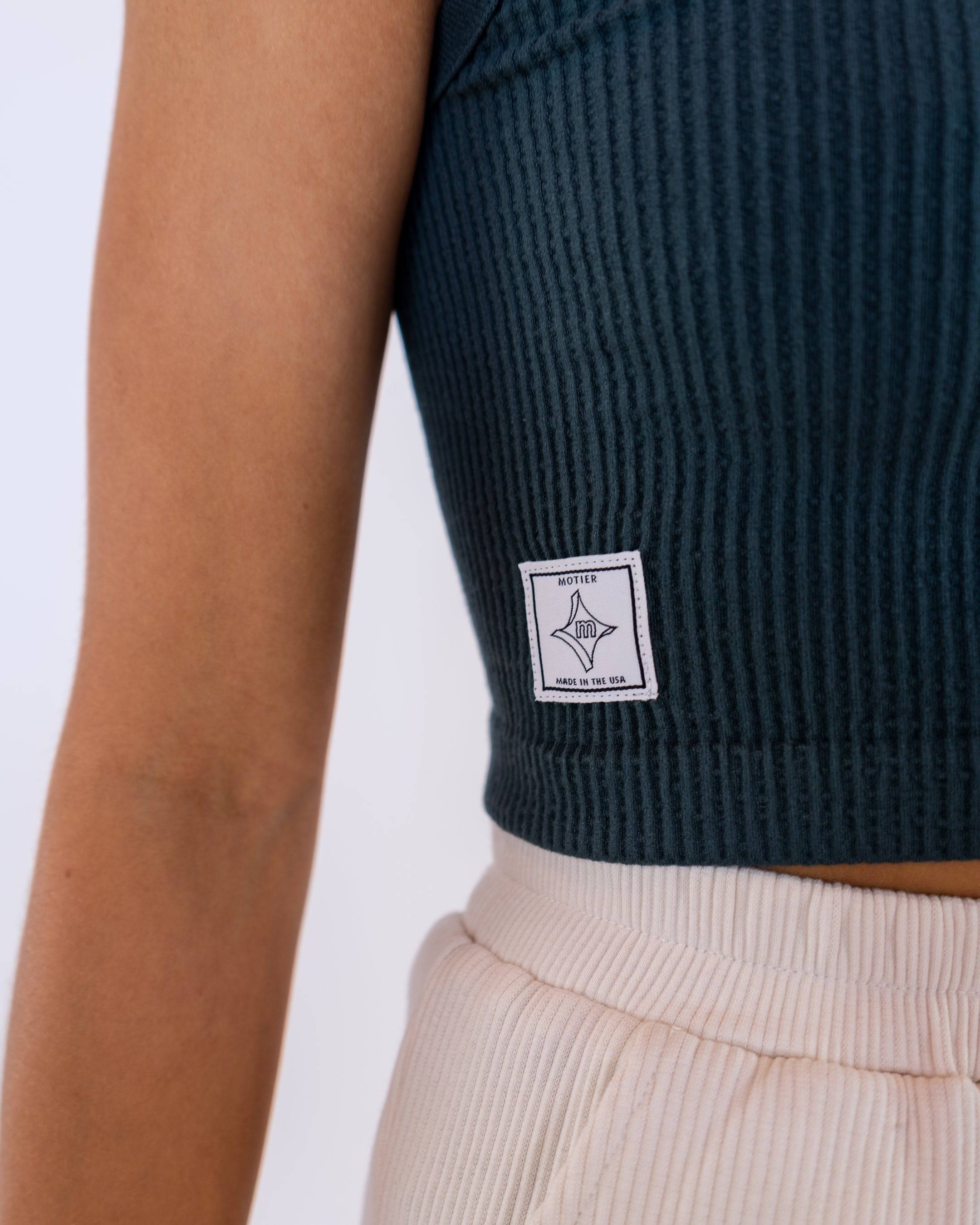 Ribbed V-Neck Seamless Tank (Sea Moss) - Motier Lafayette 